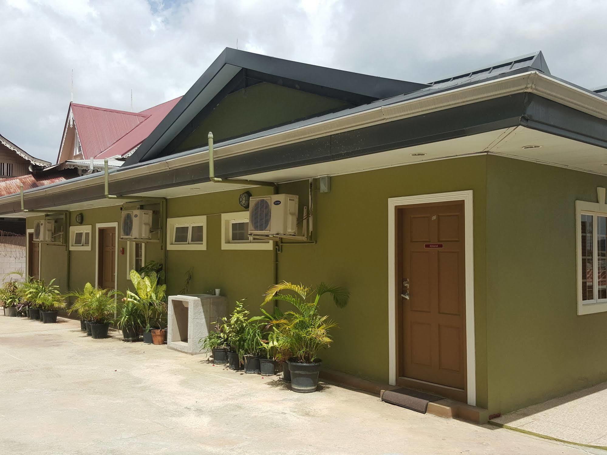 Savannah Maison Guest House Port of Spain ภายนอก รูปภาพ