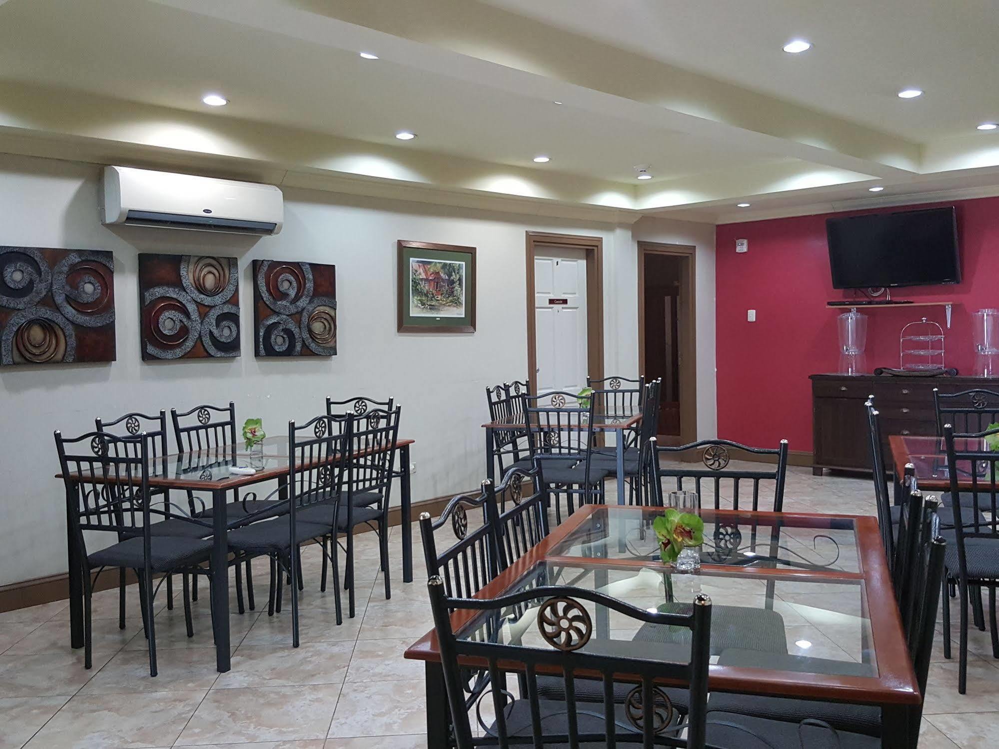 Savannah Maison Guest House Port of Spain ภายนอก รูปภาพ
